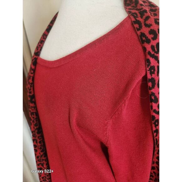 S40 Heart N Crush sweater with attached scarf - Picture 3 of 12